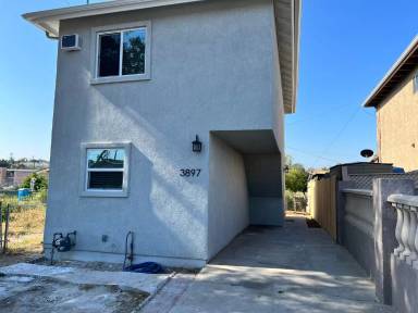 Main picture of 3897 Z St