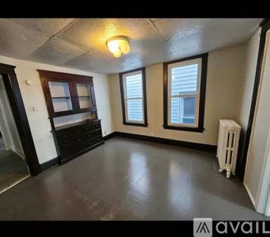 Main picture of 98 Ontario St