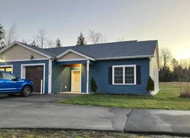 Main picture of 376 Sawyer Rd