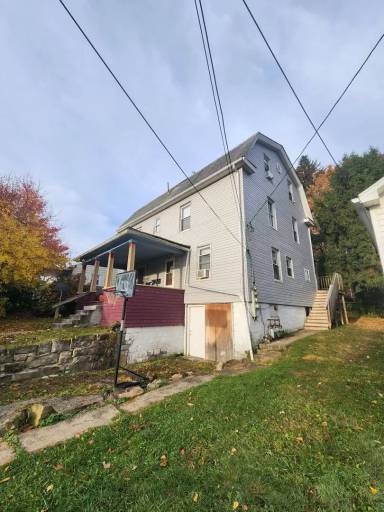 Main picture of 516 Adeline Ave
