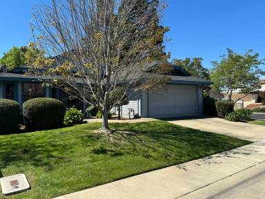 Main picture of 5010 Laguna Park Dr