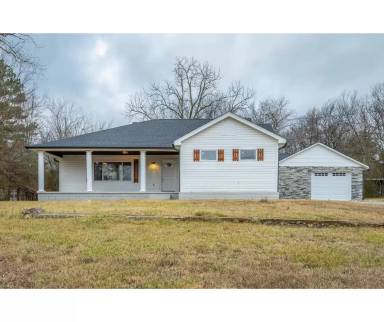 Main picture of 6403 Harrison Pike