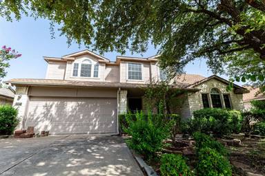 Main picture of 15800 Cadoz Dr