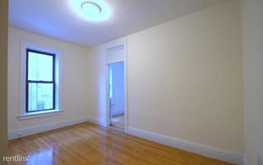 Main picture of 201 E 30th St
