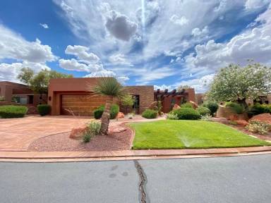 Main picture of 2336 W Entrada Trl