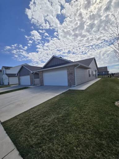 Main picture of 12195 W Fennec St