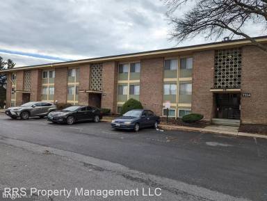 Main picture of 7112 Donnell Pl