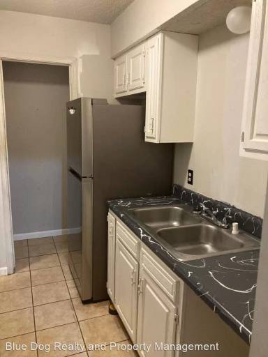 Main picture of 1205 Backus Ave