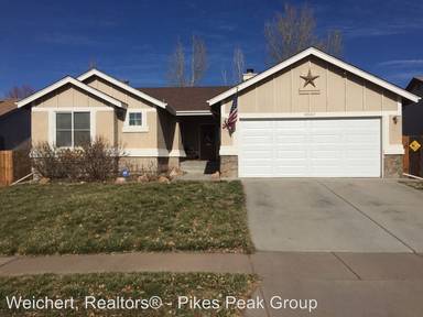 Main picture of 4560 Star Ridge Dr