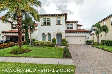 Main picture of 10793 Royal Cypress Way
