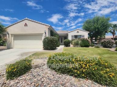 Main picture of 81566 Avenida Sombra