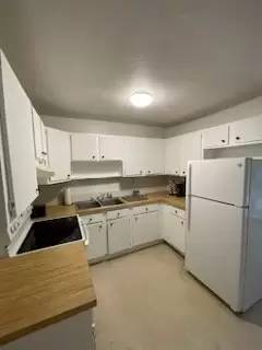 Main picture of 3412 SE 22nd Ave