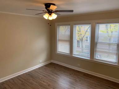 Main picture of 2636 N LeClaire Ave