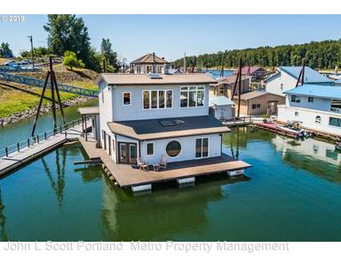 Main picture of 18989 NE Marine Dr