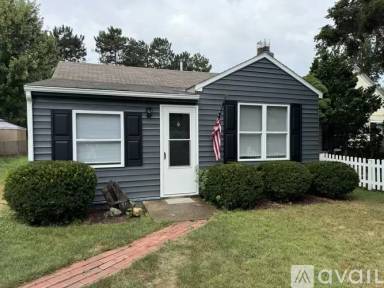 Main picture of 220 Morton Rd