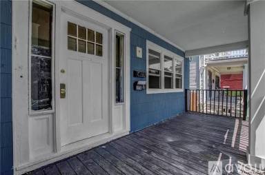 Main picture of 170 Hedley Pl