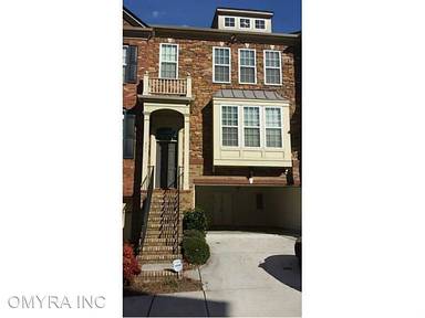 Main picture of 890 West Rd