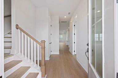 Main picture of 108 Ingleside Dr