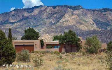 Main picture of 1132 Marigold Dr NE