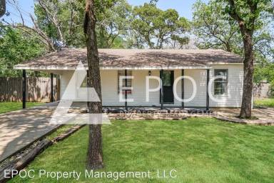 Main picture of 1613 Cloverleaf Rd