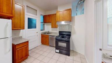 Main picture of 1854 Mason St