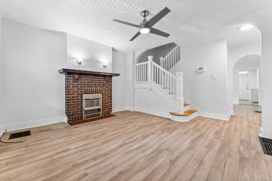 Main picture of 107 Continental St