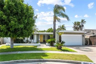 Main picture of 10411 Patricia Dr