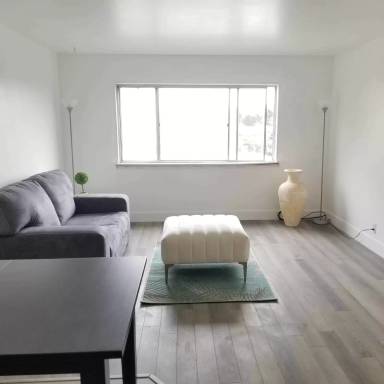 Main picture of 901 Tompkins Ave