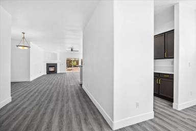 Main picture of 7556 Gold Dr
