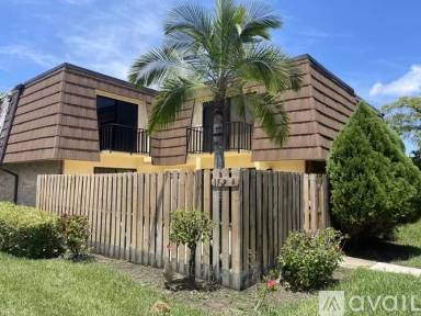 Main picture of 1525 Park Meadows Dr