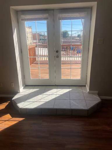 Main picture of 111 S Pikes Peak Ave