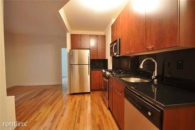 Main picture of 444 2nd Ave