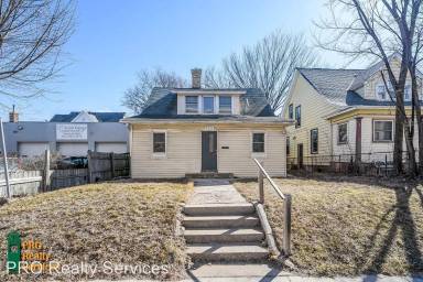 Main picture of 3707 Nicollet Ave