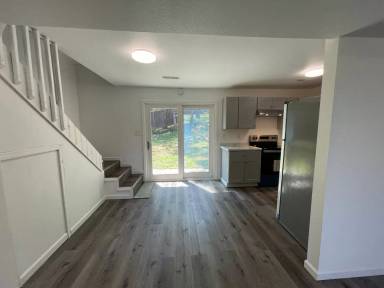 Main picture of 1637-1647 Panther Creek Rd