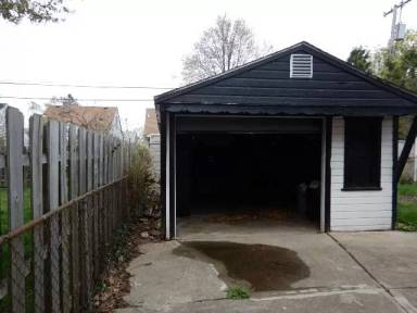 Main picture of 2104 Ford Blvd