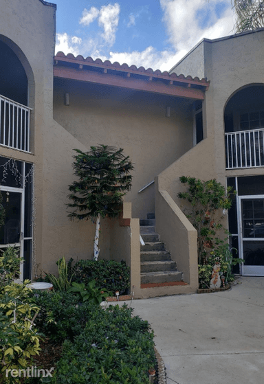 Main picture of 8886 SW 3rd St