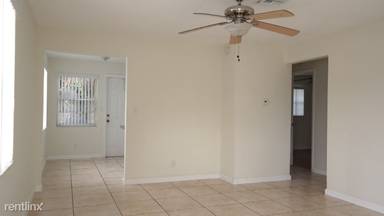 Main picture of 412 SW 8th St
