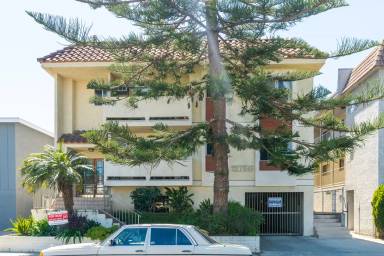 Main picture of 12756 Caswell Ave