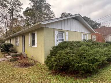 Main picture of 4902 Franklin Ave