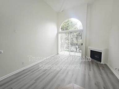 Main picture of 475 E Orange Grove Burbank, CA 91501