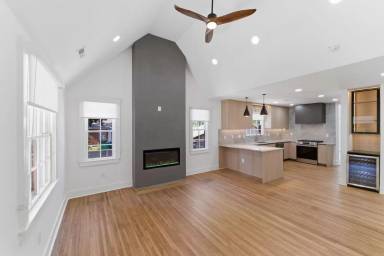 Main picture of 1838 Merriman Ave