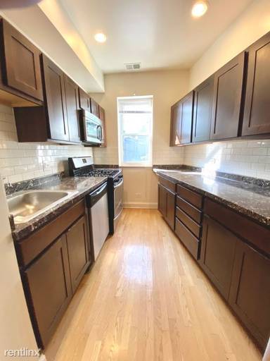 Main picture of 1003 W Sunnyside Ave