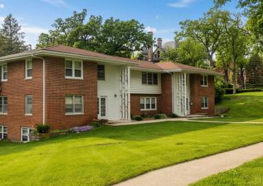 Main picture of 4100 Grand Ave