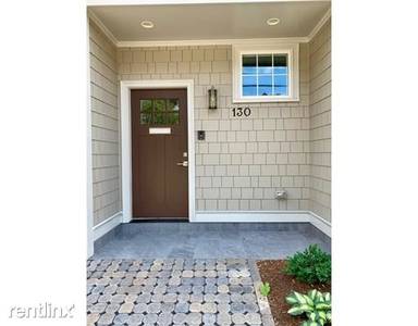Main picture of 130 Newton St