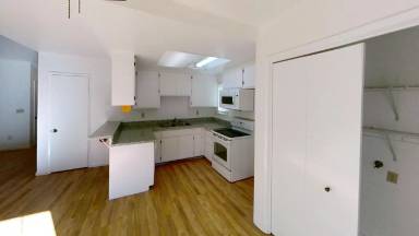 Main picture of 1325 Claus Rd