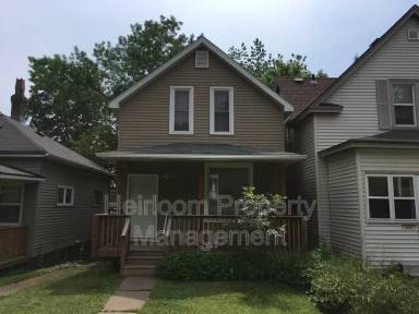 Main picture of 1010 1/2 E 6th St