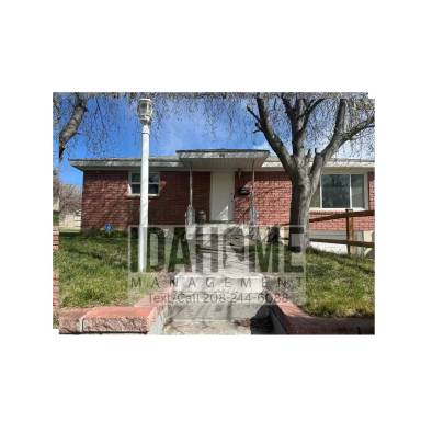 Main picture of 552 Euclid Ave