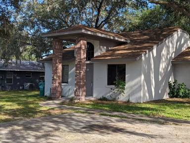 Main picture of 309 Poinsettia Ave