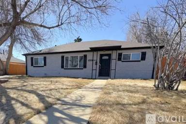 Main picture of 1900 Eastlake Dr