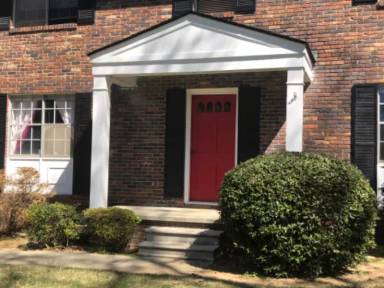 Main picture of 1380 Church St